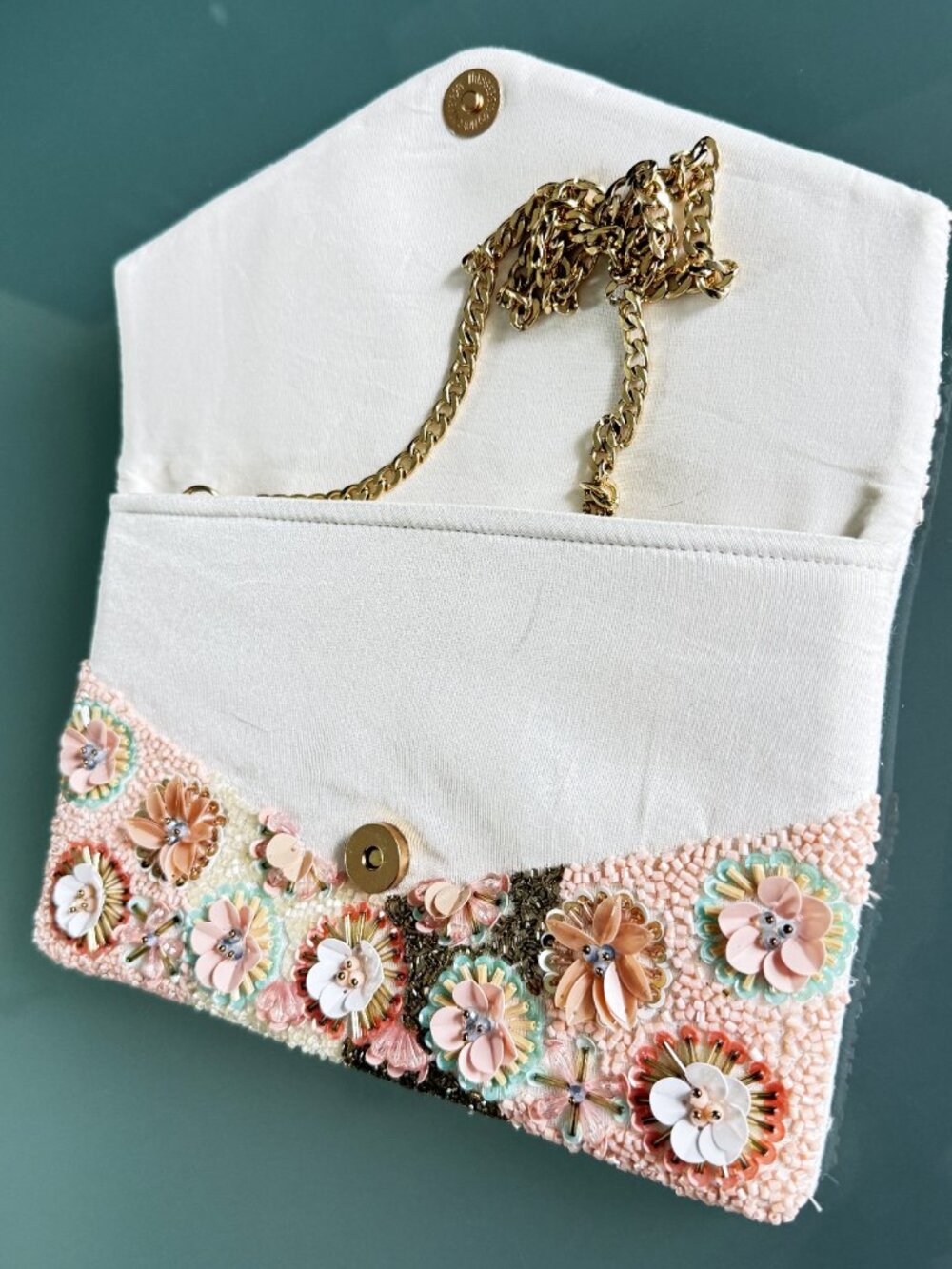 Evening clutch beaded pink beige handmade handbag - Picture 3 of 12